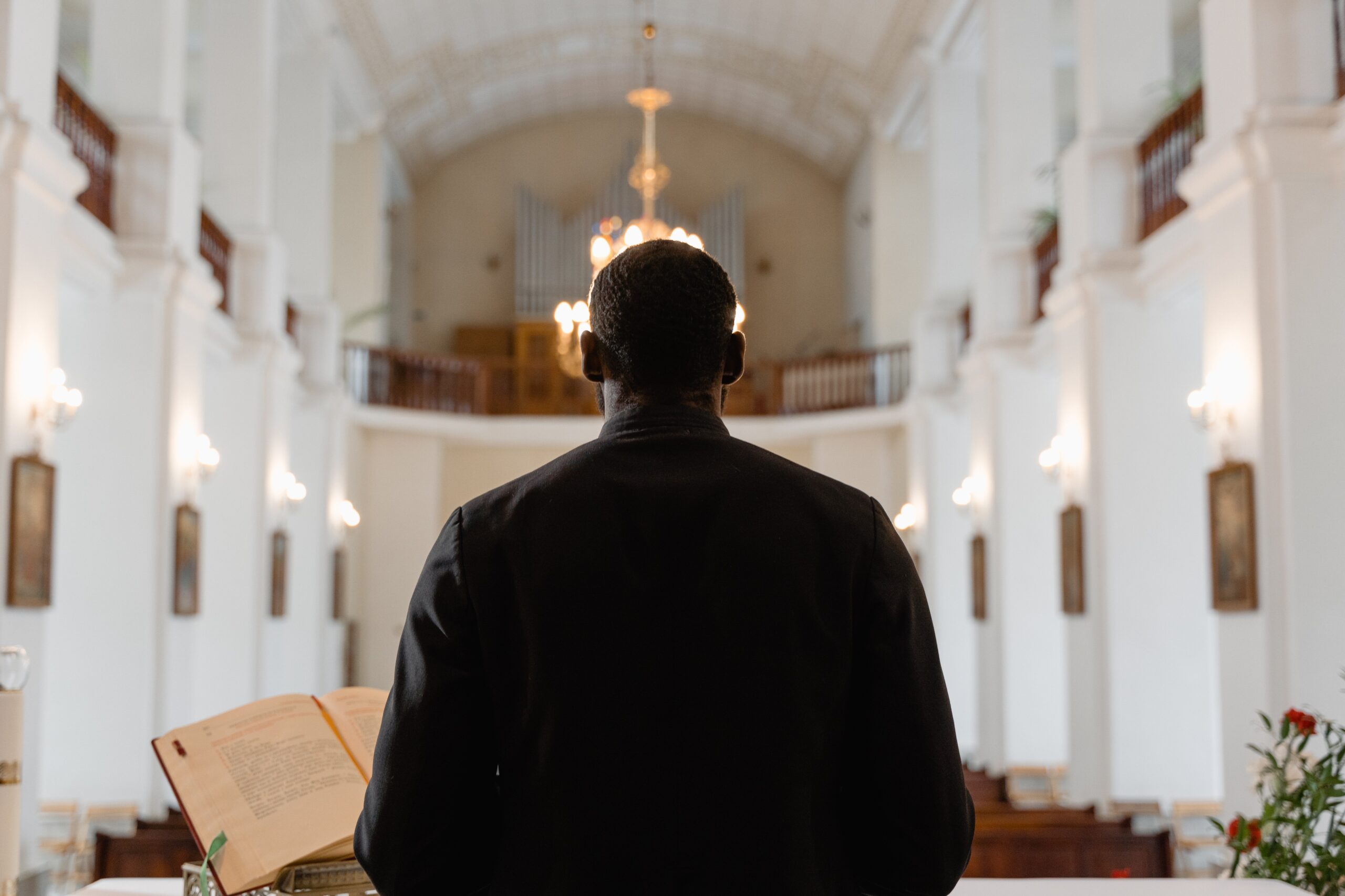 10 ventajas de usar un software de gestión parroquial en tu parroquia o Diócesis